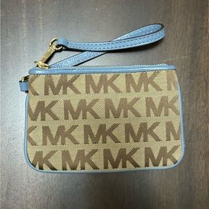 Michael Kors wristlet
